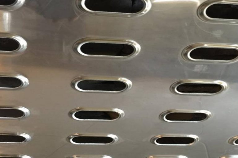 usos de la chapa plegada perforada